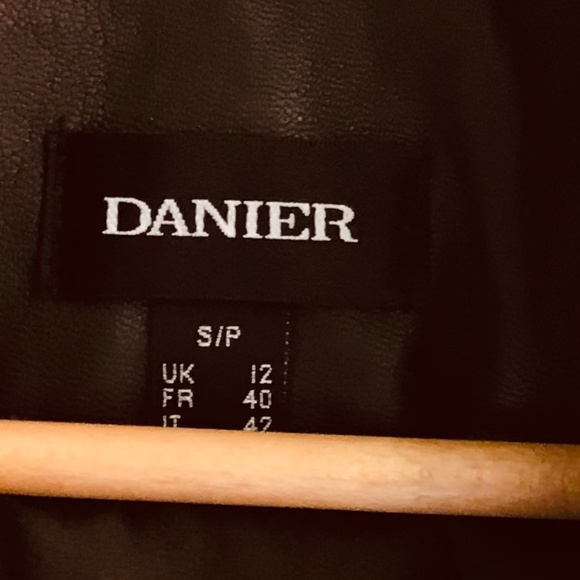 Danier Chocolate Brown Leather Jacket - Picture 3 of 5